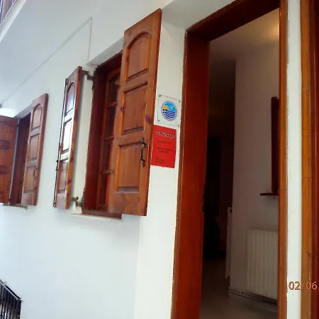 Nostalgo Apartment *